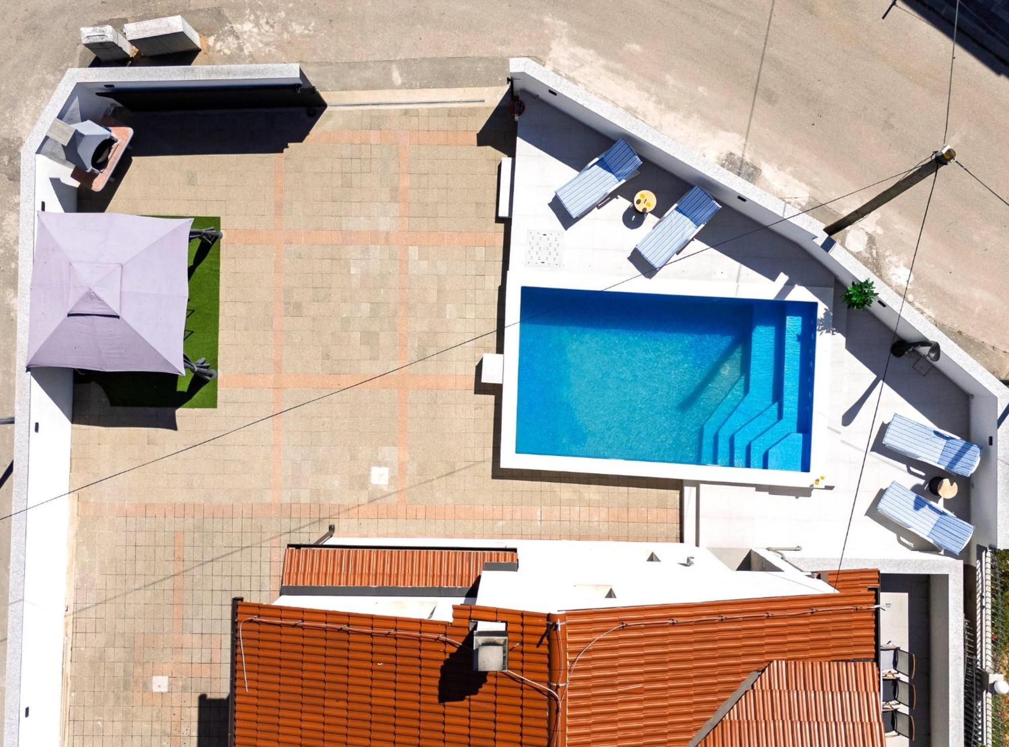 Holiday Home Sea Водице Экстерьер фото