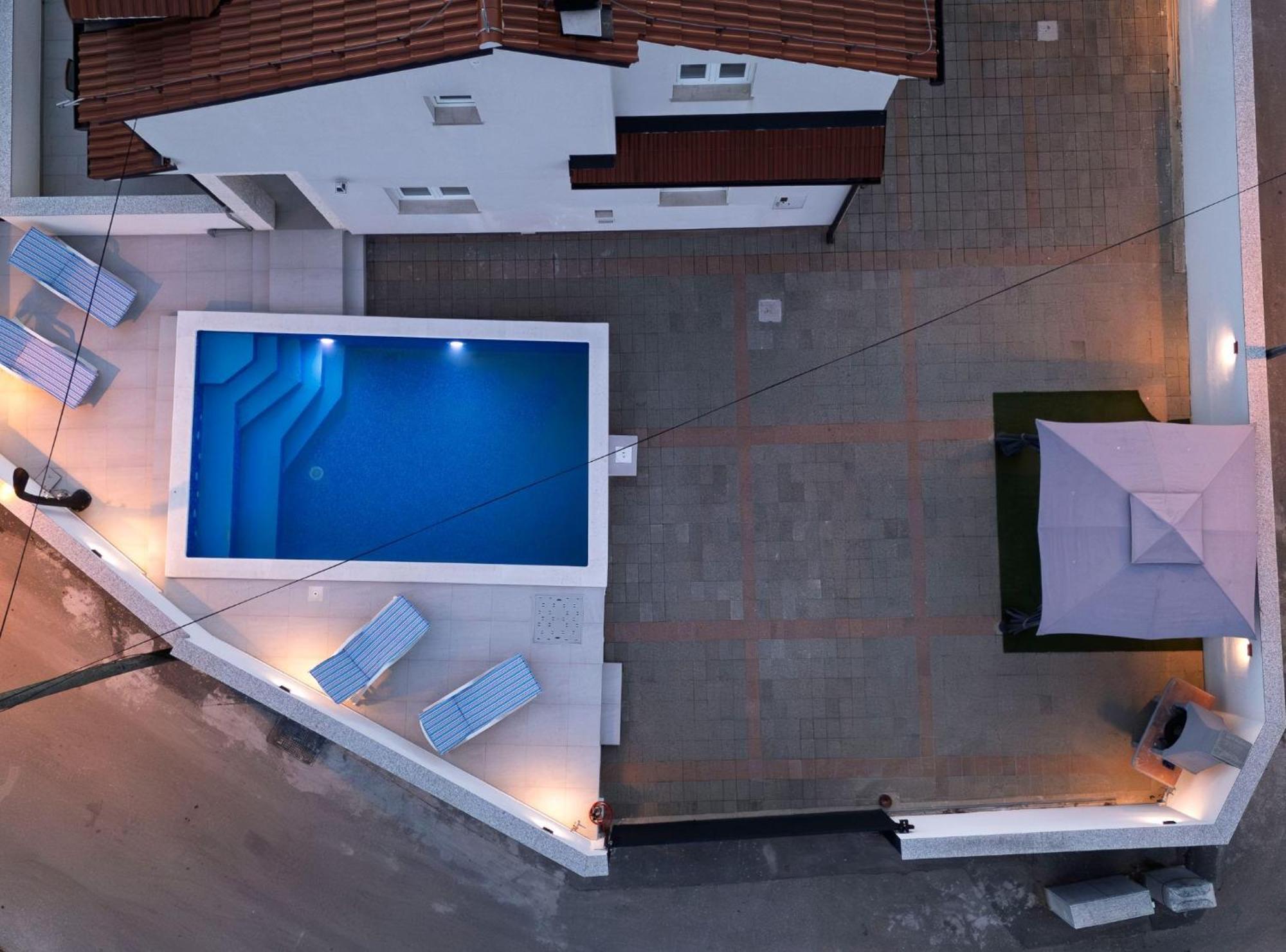 Holiday Home Sea Водице Экстерьер фото