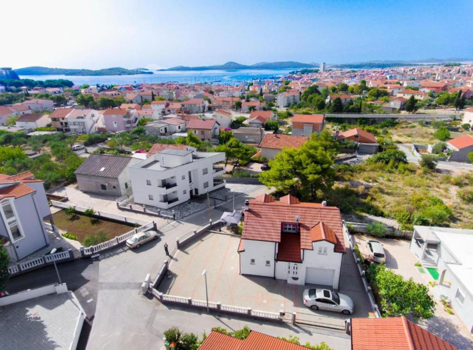 Holiday Home Sea Водице Экстерьер фото